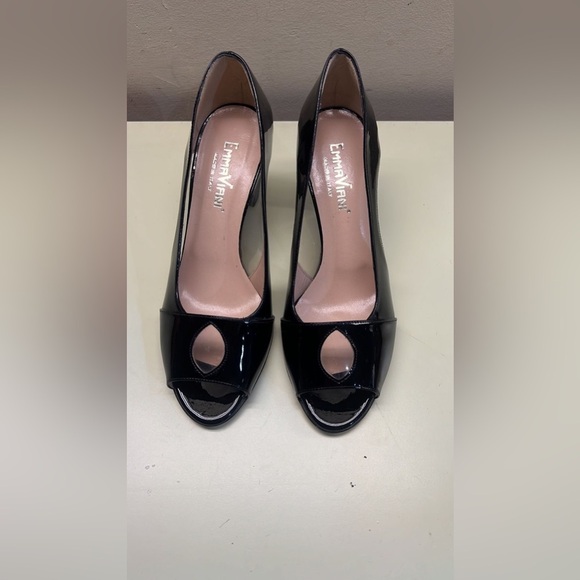 Glossy Black Peep Toe Heels with High Heel - Picture 1 of 6
